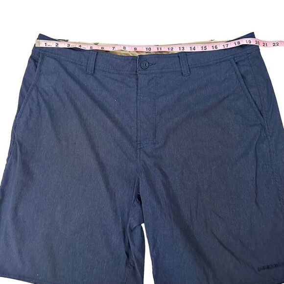 Patagonia ~ Mens Blue Shorts ~size 40 ~ small imperfection on front hemline - Picture 5 of 10
